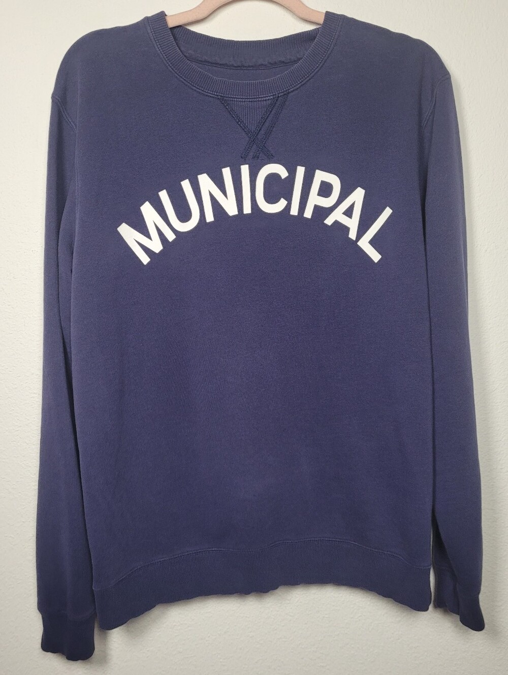 Municipal Sport Utility Gear Arch Logo Navy Blue Crew Neck Pullover Sweater M